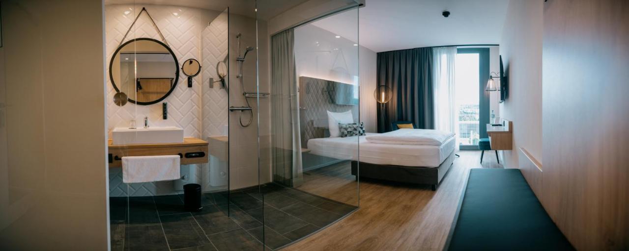 Loom Hotel & Skybar Eislingen Bagian luar foto