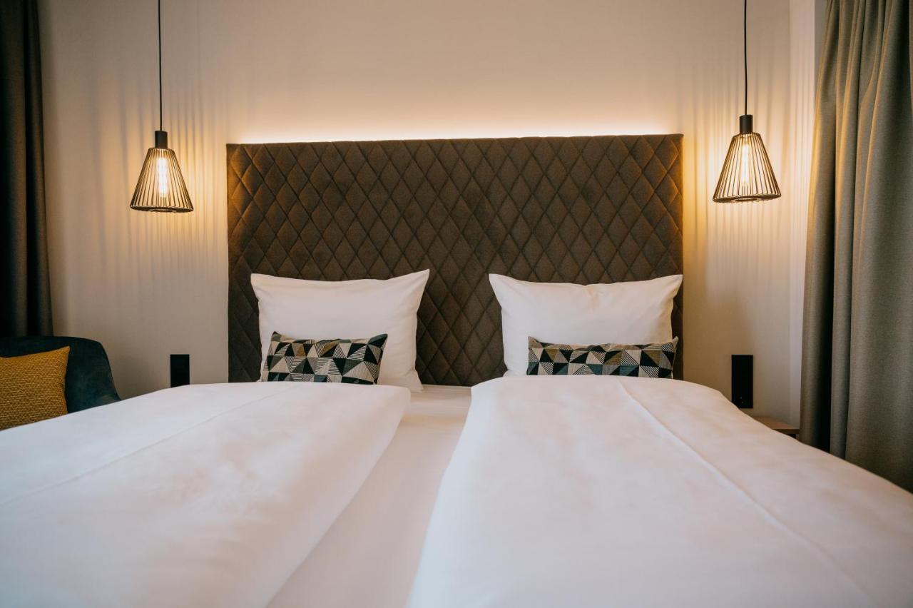 Loom Hotel & Skybar Eislingen Bagian luar foto