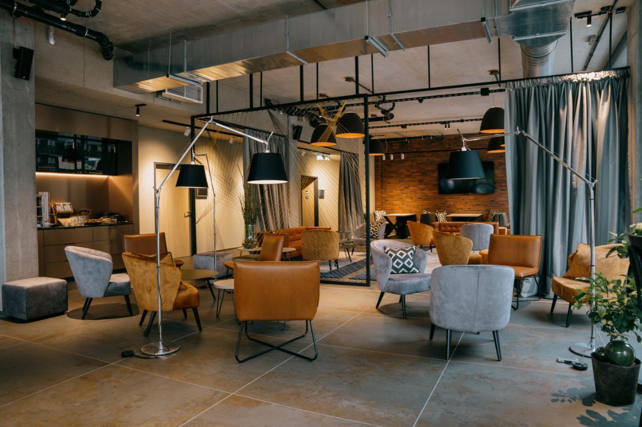 Loom Hotel & Skybar Eislingen Bagian luar foto